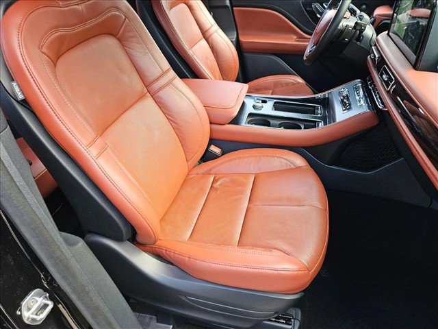 Used 2025 Lincoln Aviator Reserve w/ Jet Appearance Package RWD image 20