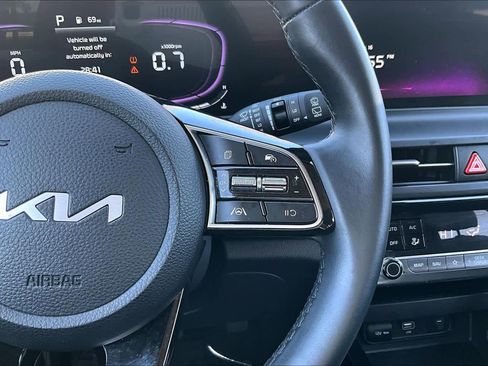 Used 2025 Kia Seltos S image 22