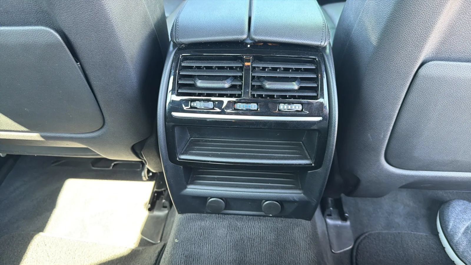 Used 2018 BMW 530i w/ Premium Package RWD image 30