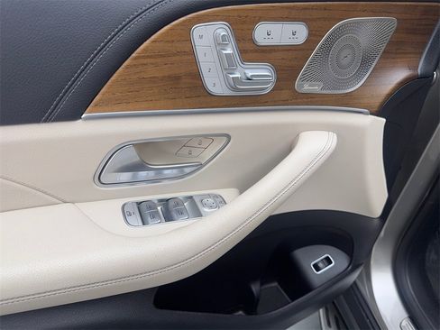 Used 2022 Mercedes-Benz GLE 350 4MATIC image 31