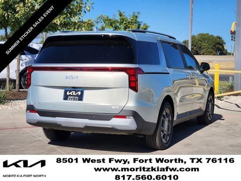 New 2026 Kia Carnival EX FWD image 4