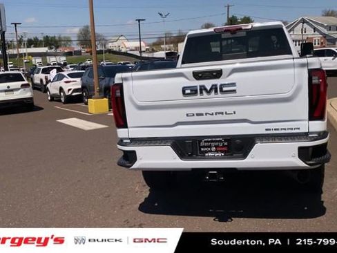 New 2026 GMC Sierra 3500 Denali Ultimate image 8
