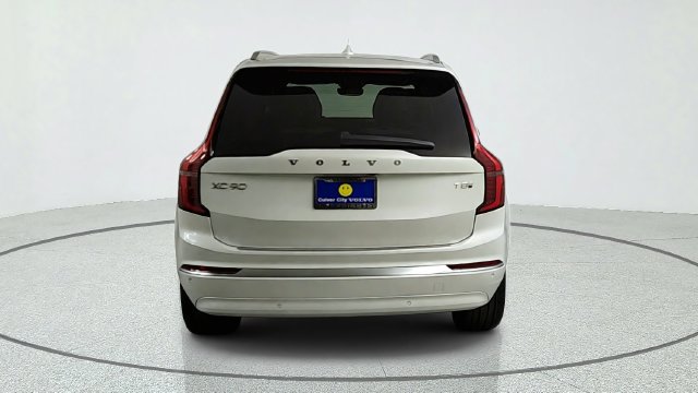 New 2026 Volvo XC90 T8 Plus w/ Protection Package AWD/4WD image 6