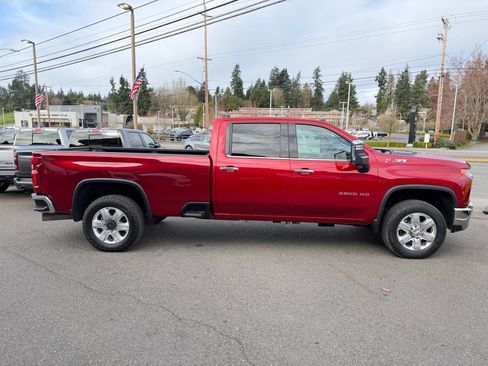 Used 2021 Chevrolet Silverado 3500 LTZ image 8