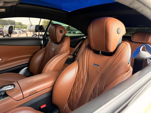 Used 2015 Mercedes-Benz S 63 AMG 4MATIC Coupe image 40