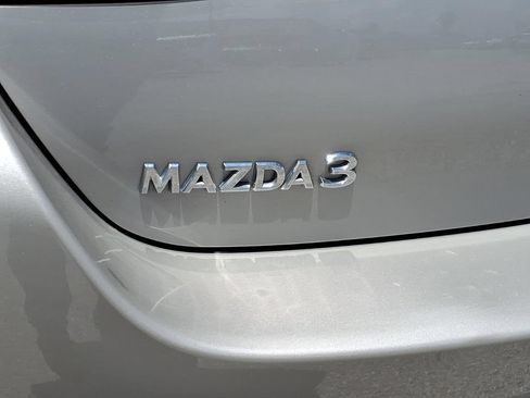 Used 2024 MAZDA MAZDA3 s FWD image 6