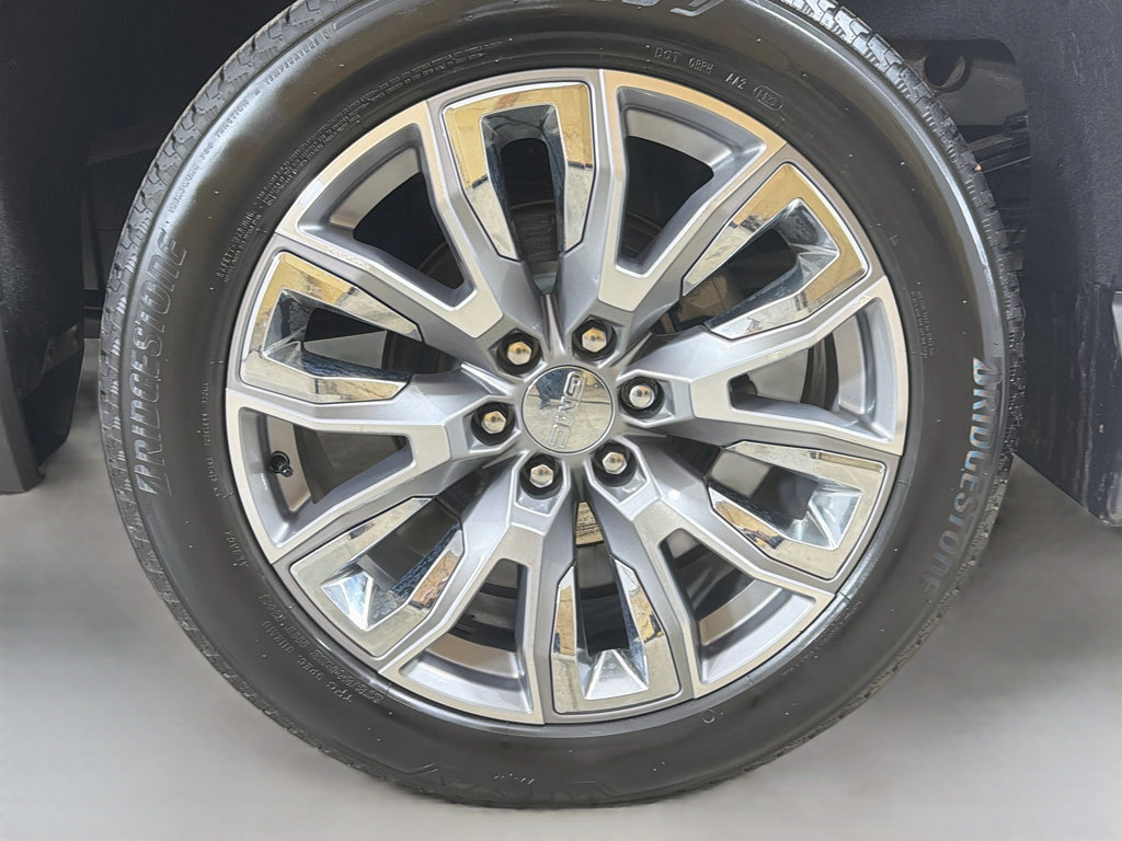 Used 2023 GMC Sierra 1500 Denali w/ Denali Reserve Package AWD/4WD image 19