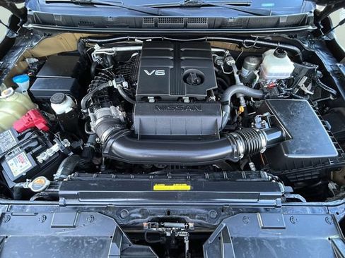 Used 2022 Nissan Frontier S AWD/4WD image 29