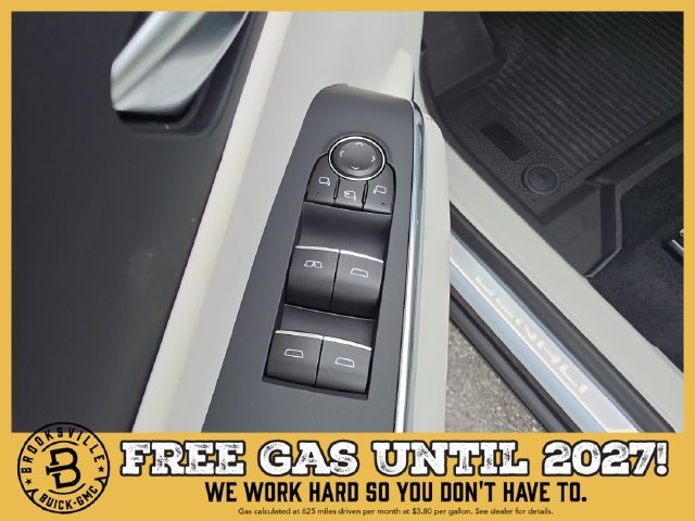 New 2027 GMC Acadia Denali w/ Denali Reserve Package FWD image 17
