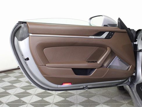 Used 2024 Porsche 911 Carrera S image 13