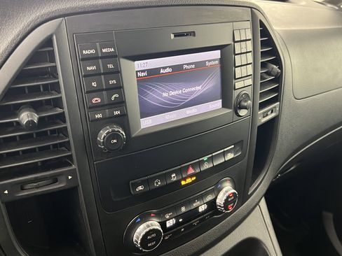 Used 2016 Mercedes-Benz Metris Passenger image 26