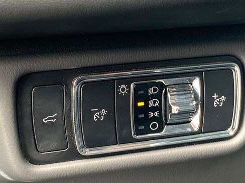 Used 2024 Lincoln Aviator Reserve image 24