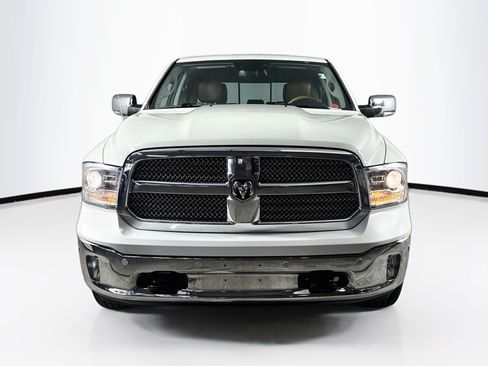 Used 2016 RAM 1500 Laramie Longhorn w/ Convenience Group AWD/4WD image 3
