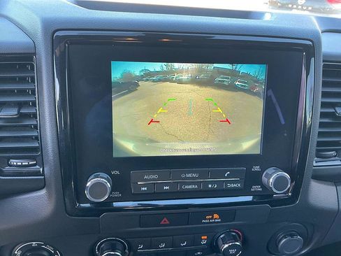 Certified 2023 Nissan Frontier SV w/ Midnight Edition Package image 17