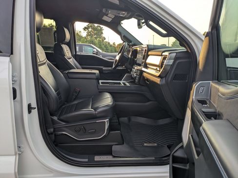 Certified 2025 Ford F250 Platinum AWD/4WD image 41