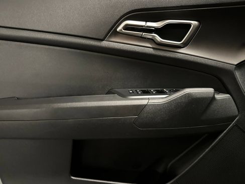 Certified 2026 Kia Sportage LX image 13