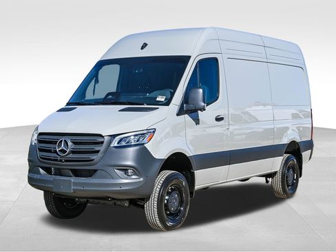 New 2026 Mercedes-Benz Sprinter 144 Cargo image 3