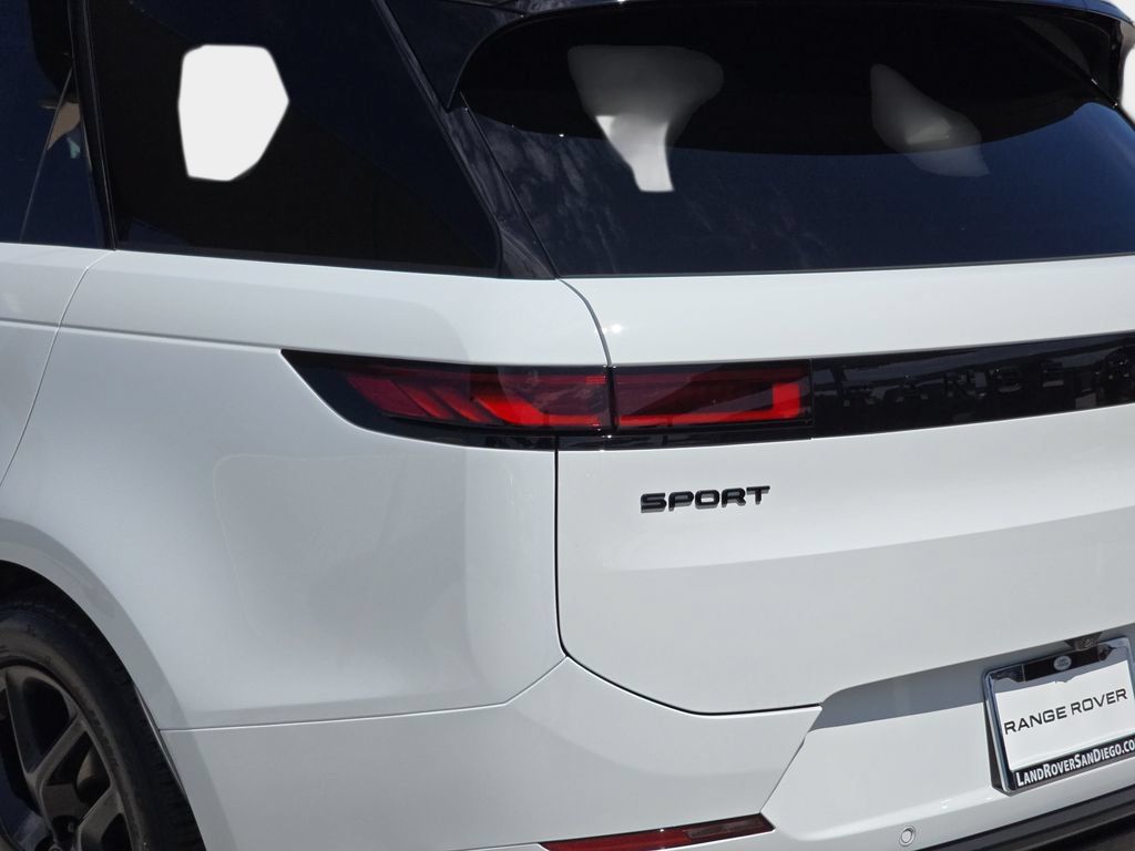 New 2026 Land Rover Range Rover Sport Dynamic SE AWD/4WD image 36