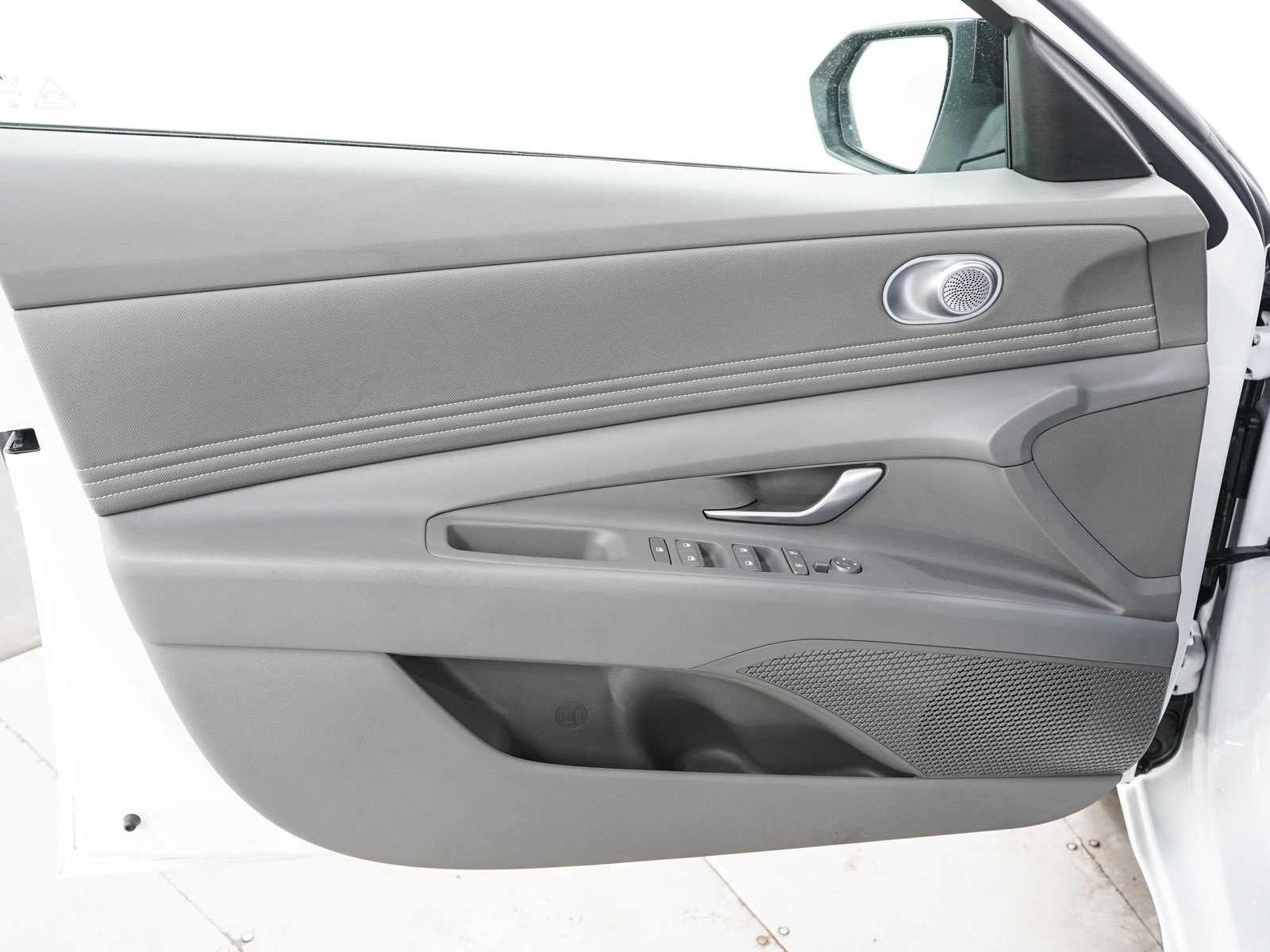 Certified 2026 Hyundai Elantra SEL Sport FWD image 19