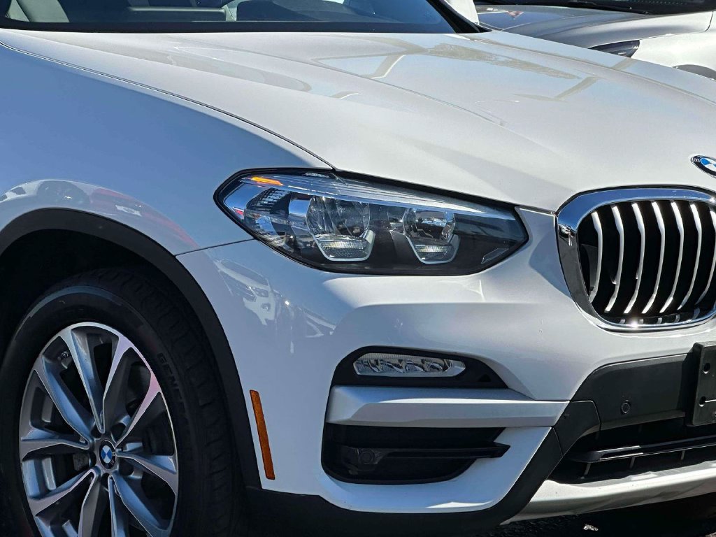 Used 2019 BMW X3 xDrive30i w/ Driving Assistance Package AWD/4WD image 8