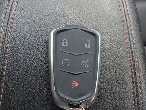 Used 2019 Cadillac XT4 Sport w/ Driver Awareness Package FWD image 32