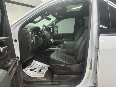Used 2020 GMC Sierra 2500 Denali w/ Denali Ultimate Package image 9