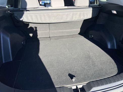 Used 2022 Toyota RAV4 XLE image 33