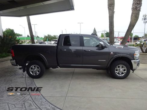 Used 2022 RAM 2500 Laramie AWD/4WD image 11