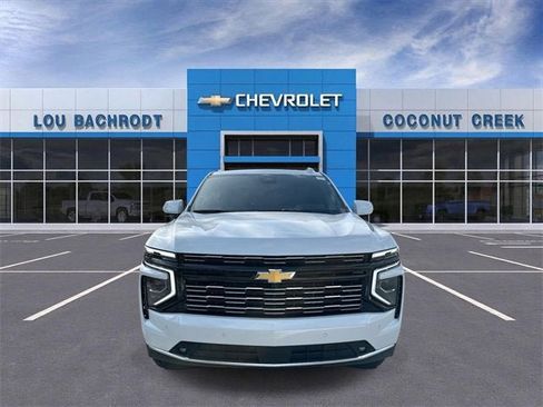 New 2026 Chevrolet Suburban High Country image 3