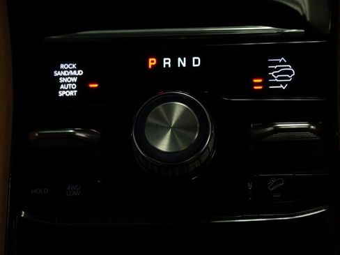Certified 2024 Jeep Grand Cherokee L Summit AWD/4WD image 22