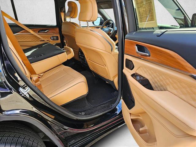 Used 2022 Jeep Grand Cherokee Summit AWD/4WD image 14