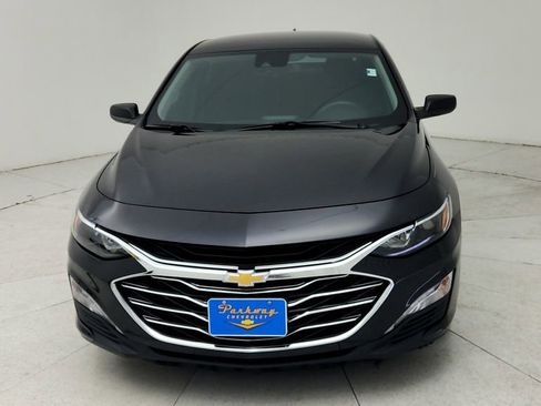 Used 2023 Chevrolet Malibu LT FWD image 2