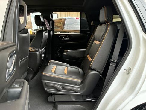 Used 2021 GMC Yukon AT4 w/ Rear Media and Nav Package AWD/4WD image 33