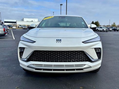 Used 2024 Buick Envista Avenir image 10