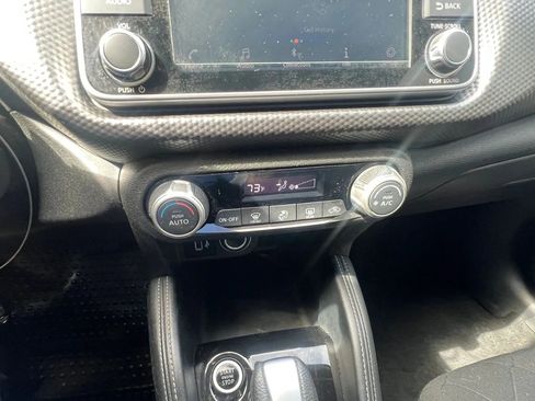 Used 2019 Nissan Kicks SV FWD image 23