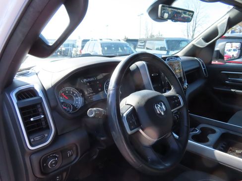 Used 2021 RAM 1500 Big Horn image 13