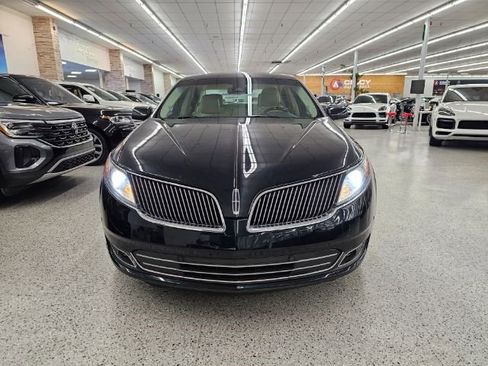Used 2014 Lincoln MKS AWD w/ Equipment Group 101A image 2