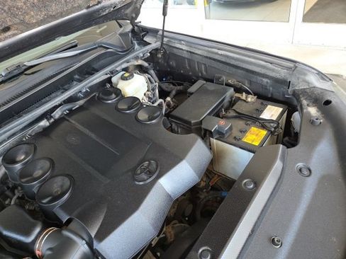 Used 2019 Toyota 4Runner TRD Off-Road AWD/4WD image 71