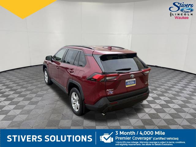 Used 2020 Toyota RAV4 LE w/ All Weather Liner Package AWD/4WD image 10