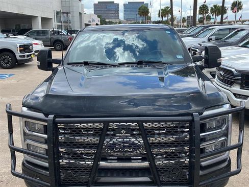 Used 2024 Ford F350 King Ranch w/ FX4 Off-Road Package AWD/4WD image 2
