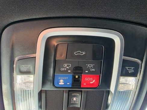 Used 2023 RAM 1500 Laramie AWD/4WD image 24