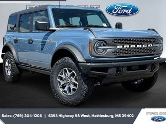 New 2025 Ford Bronco Badlands video 1