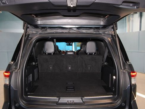 Used 2024 Lincoln Navigator L Reserve AWD/4WD image 43