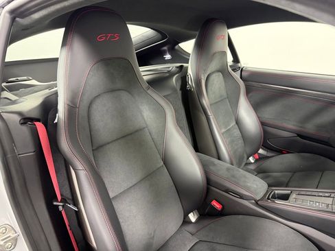 Certified 2025 Porsche 718 Cayman GT4 image 12