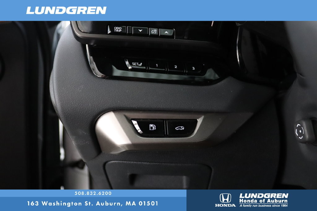 Used 2024 Lexus RX 350 Premium w/ Cold Area Package AWD/4WD image 34