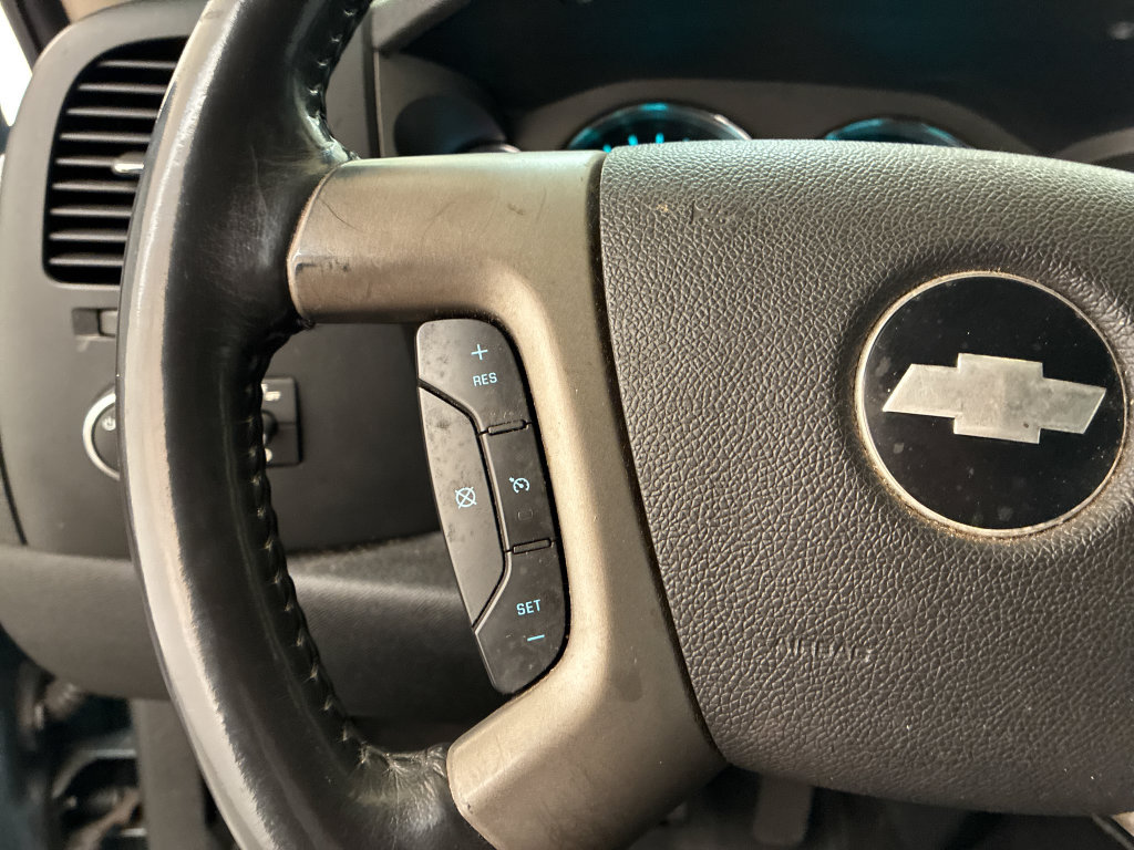Used 2009 Chevrolet Silverado 1500 LT w/ Power Pack Plus AWD/4WD image 16