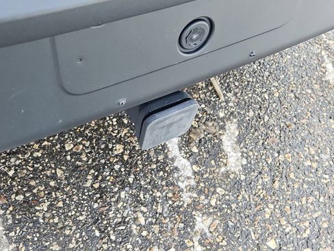 Certified 2025 Porsche Macan image 26