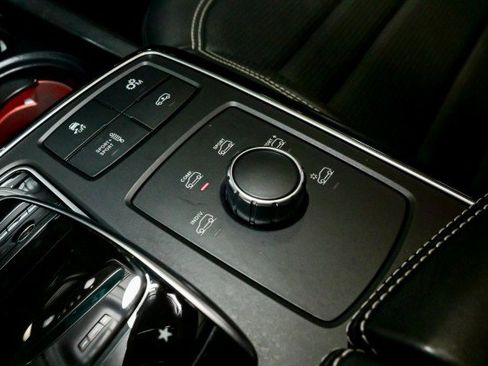 Used 2017 Mercedes-Benz GLE 63 AMG AMG GLE 63, Premium III Pkg, A w/ Premium 3 Package image 38