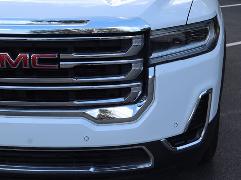 Used 2023 GMC Acadia SLE FWD image 20