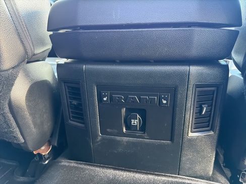 Used 2017 RAM 2500 Laramie w/ Sport Appearance Group AWD/4WD image 30